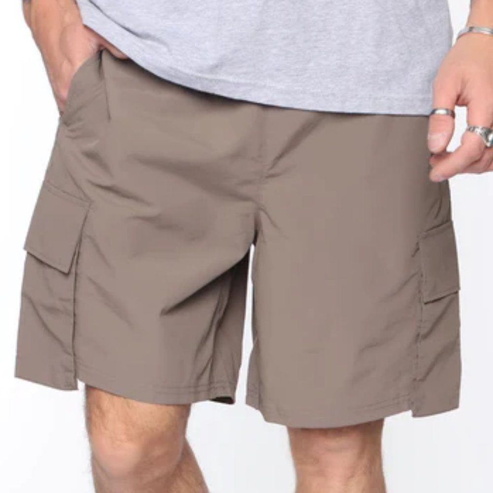FASHION NOVA MEN Matte Cargo Shorts, Size L, NwoT